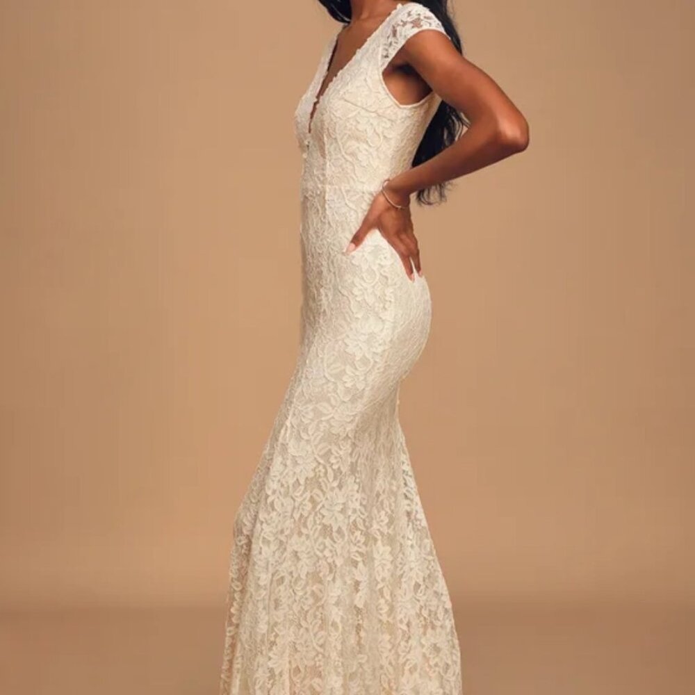Lulus White Lace Cap Sleeve Plunge Mermaid Maxi Dress Size XS